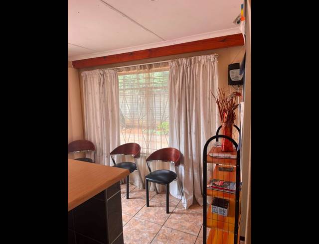 BUSINESS FOR SALE IN LIBERATIS